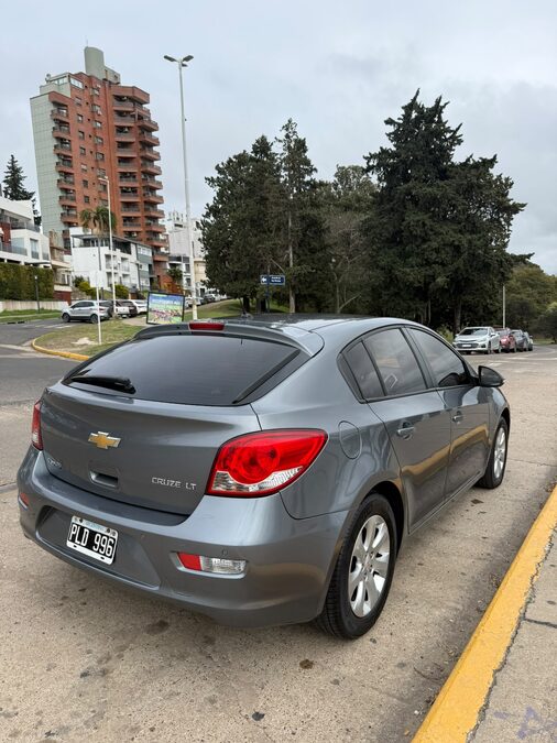 CHEVROLEY CRUZE 2016