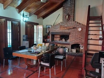 VENDO CASA 3 DORM C/COCHERA - CURA ÁLVAREZ / VILLAGUAY