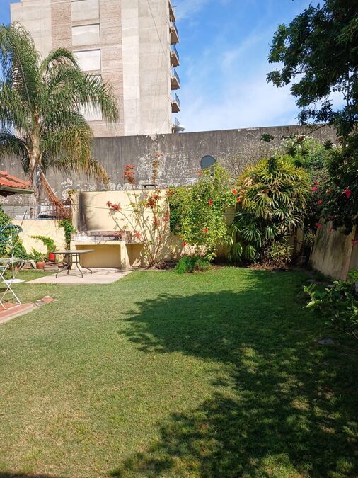 VENDO CASA 3 DORM C/COCHERA - CURA ÁLVAREZ / VILLAGUAY