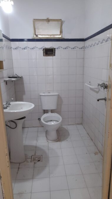 PARTICULAR ALQUILA AMPLIA CASA  ZONA PLAZA MUJERES ENTRERRIANAS
