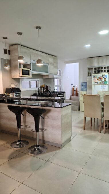 En venta duplex Oro Verde con pileta y todos los servicios