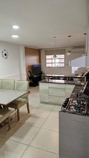 En venta duplex Oro Verde con pileta y todos los servicios