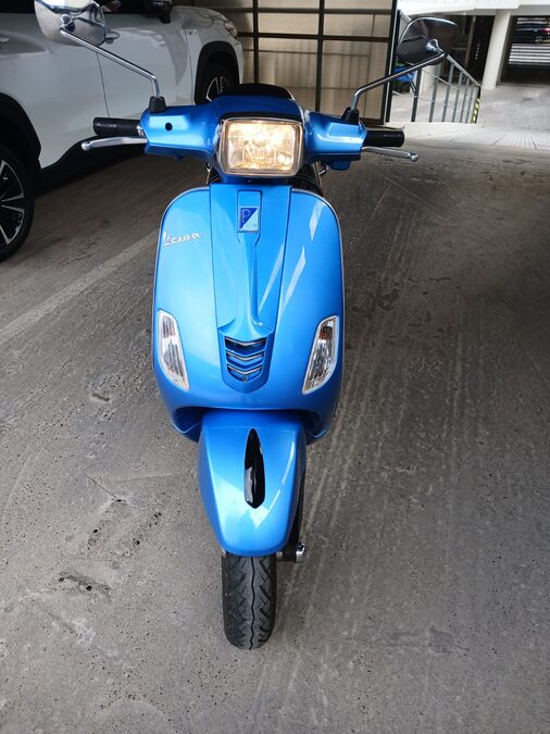 Vespa Sxl 150...Unica