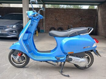 Vespa Sxl 150...Unica