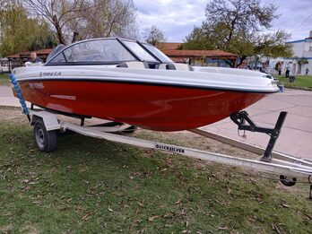 Quicksilver  495  60 Hp 4 Tiempos