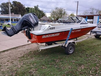 Quicksilver  495  60 Hp 4 Tiempos