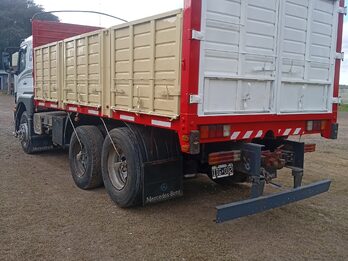 Vendo MERCEDES BENZ AXOR 1933 6X2