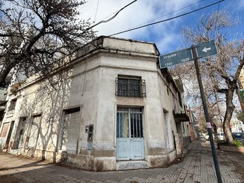 Urquiza y Diamante | ideal desarrollo inmobiliarioa o vivienda |