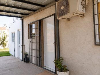 Se alquila casa en barrio Solvencia San Benito 2 dormitorios a partir de setiembre