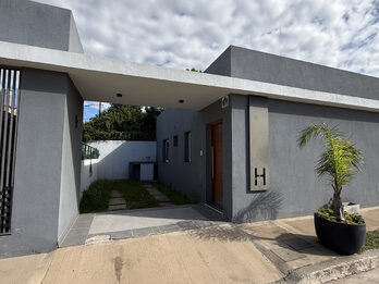 VENTA| CASA 2 DORM COMPLEJO CITY GARDEN