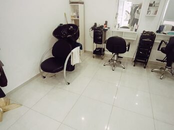 En venta salón de fiestas o gran galpón en esquina mas local chico