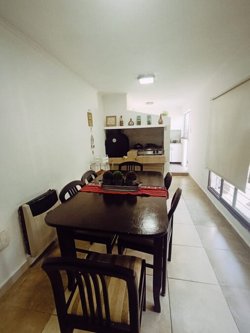 En venta hermosa propiedad zona escuela de policias 3 dormitorios impecable