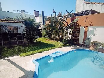 En venta hermosa propiedad zona escuela de policias 3 dormitorios impecable