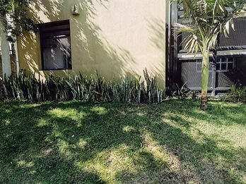 En venta hermosa propiedad zona escuela de policias 3 dormitorios impecable