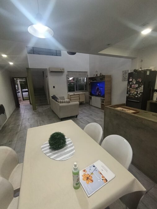 En vena hermosa casa apta credito con terreno zona Golf