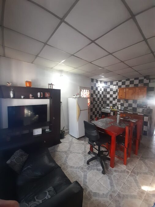 Oportunidad de tener tu casa en pesos 3 dormitorios con patio Colonia Avellaneda