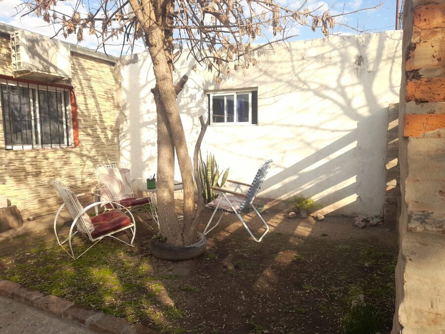 Oportunidad de tener tu casa en pesos 3 dormitorios con patio Colonia Avellaneda