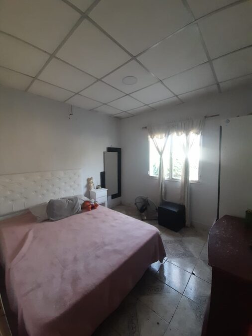 Oportunidad de tener tu casa en pesos 3 dormitorios con patio Colonia Avellaneda