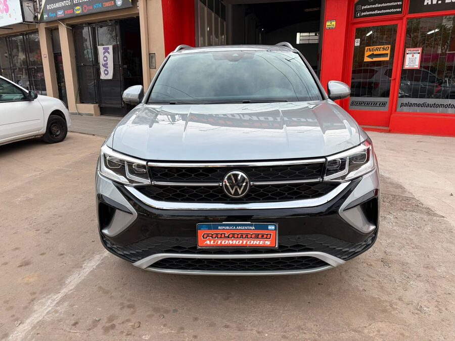 TAOS 1.4TSI Highline Tiptronic-2024
