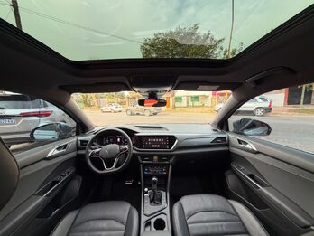 TAOS 1.4TSI Highline Tiptronic-2024