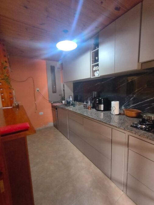 En venta hermosa casa con pileta zona Grella y Alte. Brown
