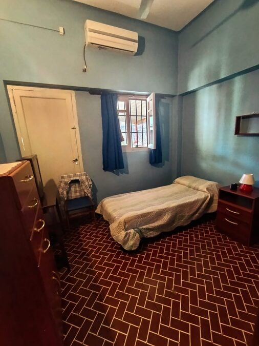 En venta casa buena ubicación y gran terreno , oportunidad