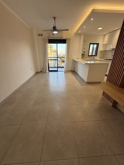 Alquiler hermoso departamento 2 dormitorios  + cochera calle Buenos Aires