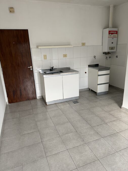 Alquiler departamento 1 dormitorio calle San Luis