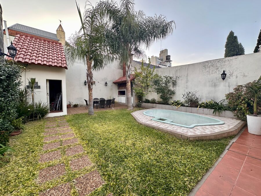 ✅VENDO CASA 3 DORM. ZONA PARQUE 💰U$D 250.000.
