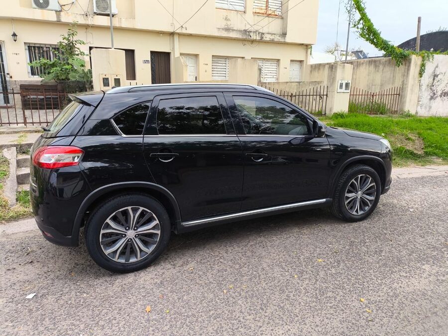 4008 allure automática, impecable.-