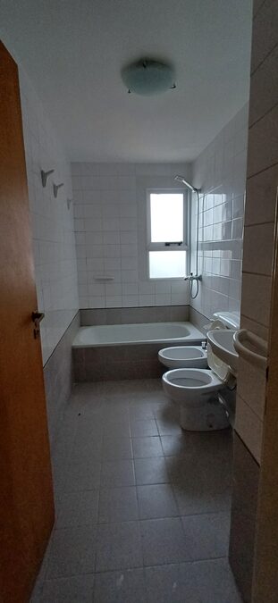 VENTA DEPARMENTO 2 DORMITORIOS CON COCHERA CALLE URUGUAY