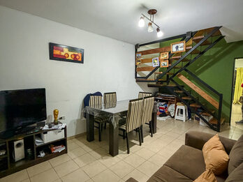 VENTA DE DUPLEX EN AVENIDA RAMIREZ