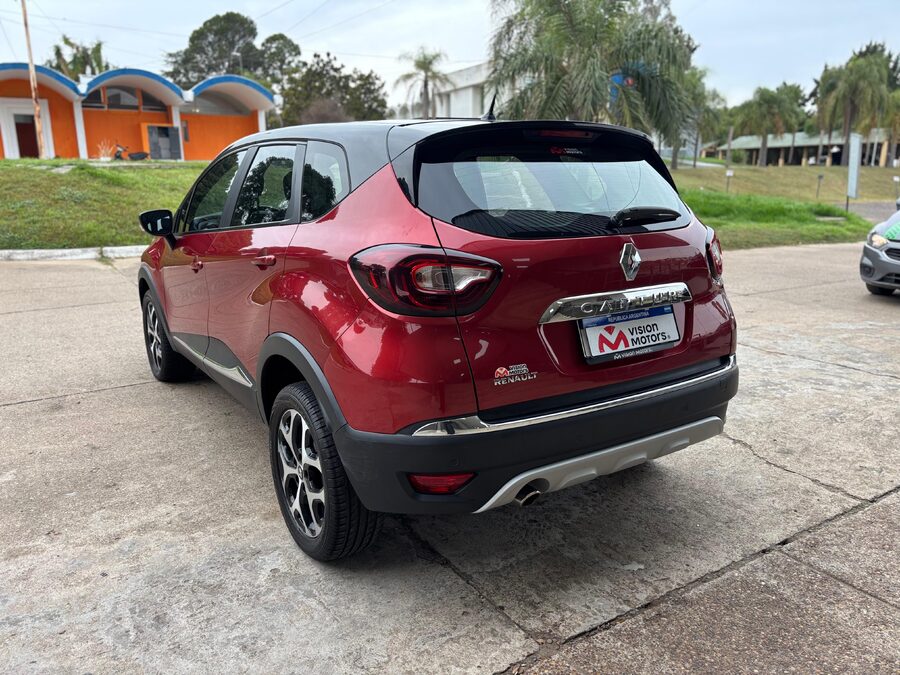 RENAULT CAPTUR 2.0 INTENS MT. Recibo vehículos de menor y mayor valor.