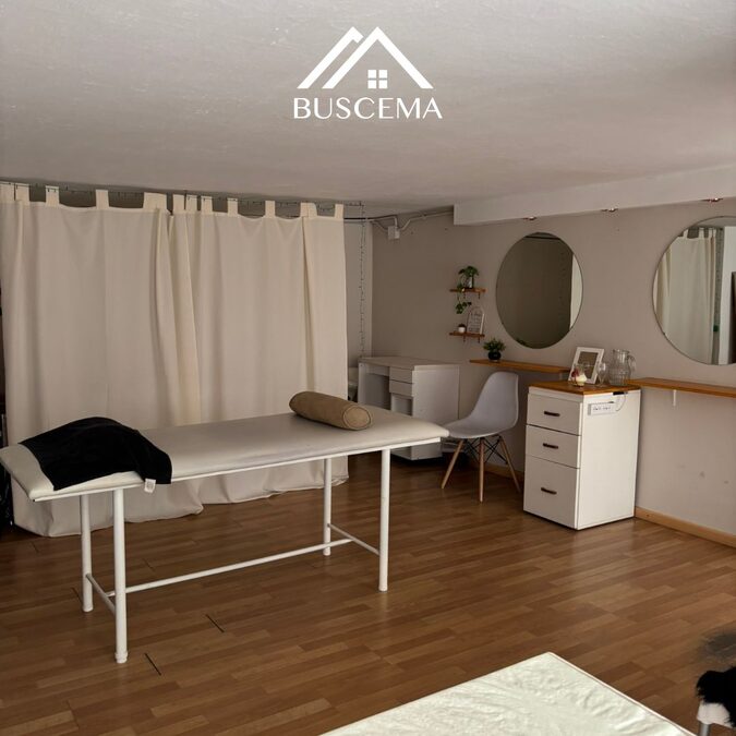 VENTA GRAN PROPIEDAD MULTIUSO - CASA/SALON/DEPOSITO/COCHERA