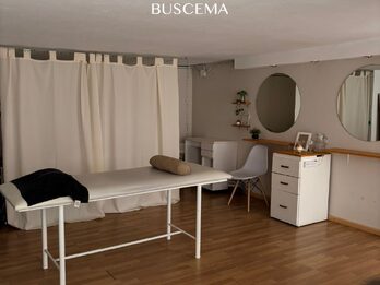 VENTA GRAN PROPIEDAD MULTIUSO - CASA/SALON/DEPOSITO/COCHERA