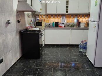 VENTA - Casa 2 Dormitorios en Esquina -  San Benito