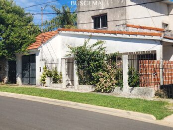 Casa en Venta - Zona Don Bosco y Circunvalacion