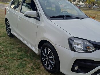 Toyota etios xls 2018