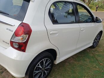 Toyota etios xls 2018