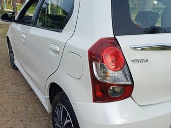 Toyota etios xls 2018