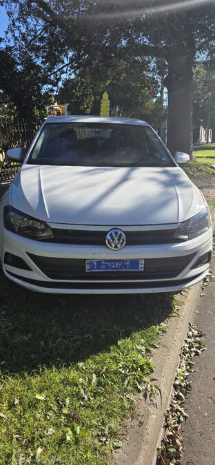 Vendo VW POLO 2020 caja automática y GNC
