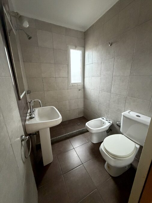 DEPARTAMENTO de 1 dormitorio Muy bien Ubicado