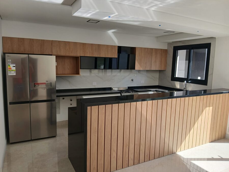 CASA ZONA PARQUE EN ALQUILER EN PARANÁ – A ESTRENAR
