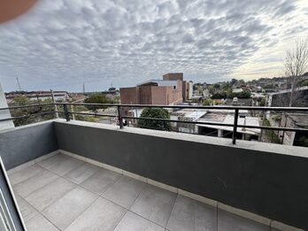 VENDO DEPARTAMENTO DE 2 DORMITORIOS | BALCÓN AL FRENTE