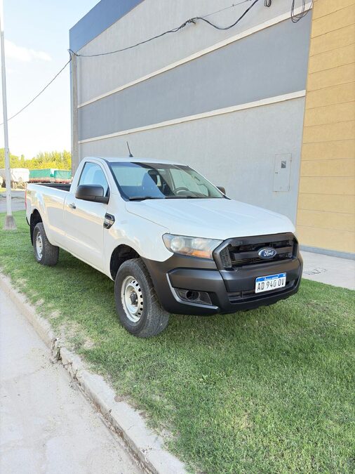 SE VENDE. FORD RANGER 4X4