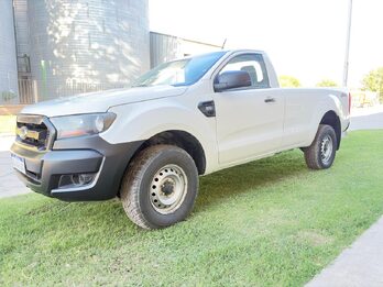 SE VENDE. FORD RANGER 4X4