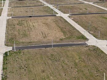 LOTES EN VENTA - A ESCRITURAR Y CONSTRUIR - ENTREGA DE 6.750 USD Y 12 CUOTAS FIJAS