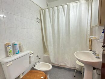 VENDO DEPARTAMENTO 2 DORMITORIOS - ZONA CENTRO.