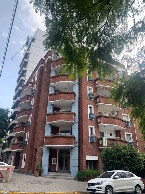 VENDO DEPARTAMENTO 1 DORMITORIO - BUENOS AIRES Y MALVINAS