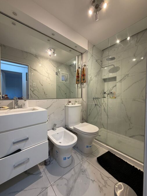 VENDO DEPARTAMENTO 1 DORMITORIO - BUENOS AIRES Y MALVINAS